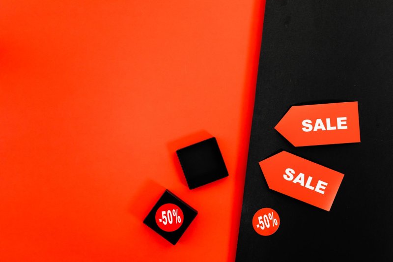 Shopee新加坡本土店8月28日佣金调整：电子产品涨至17.44%，必需品类降1%