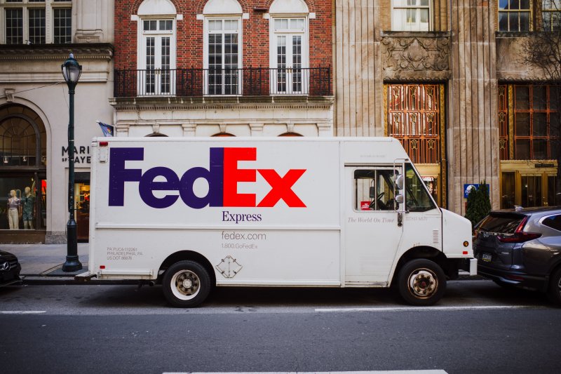 eBay美国站旺季附加费开收：FedEx免收、UPS照收，大件卖家最该看